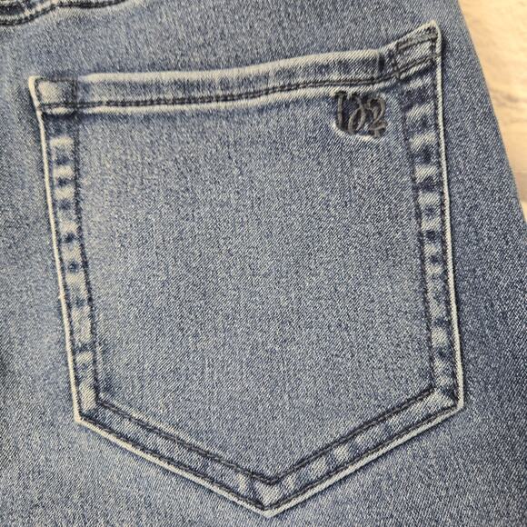 DG2 by Diane Gilman Women's Jeans Boho Floral Embroidered size 8 Petite - Picture 8 of 16